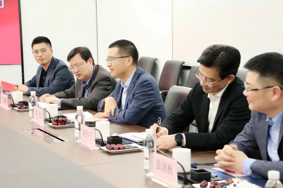 1618887384862093.jpg 1618887384862093.jpg