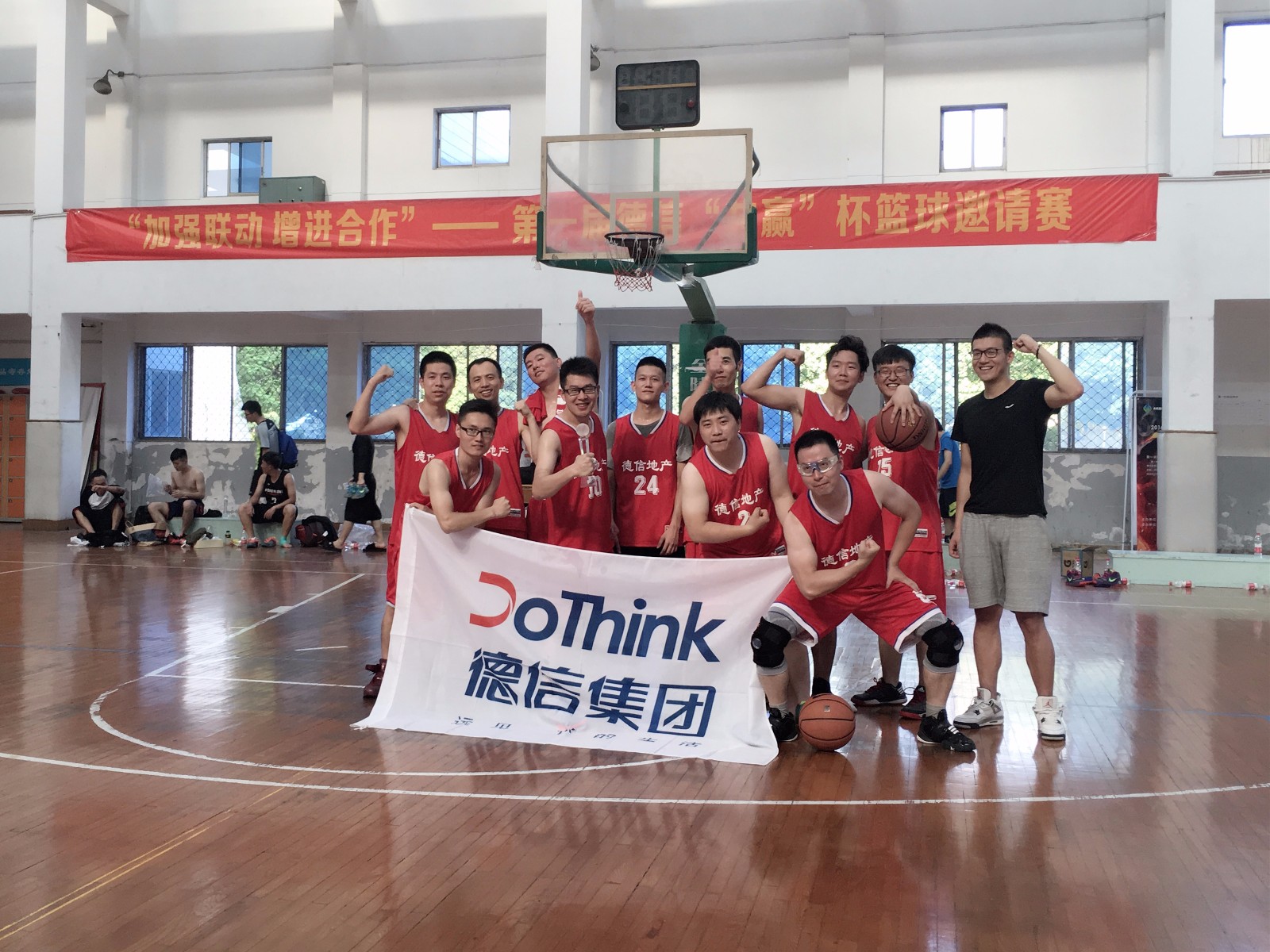 147002987350562331CC.jpg 147002987350562331CC.jpg