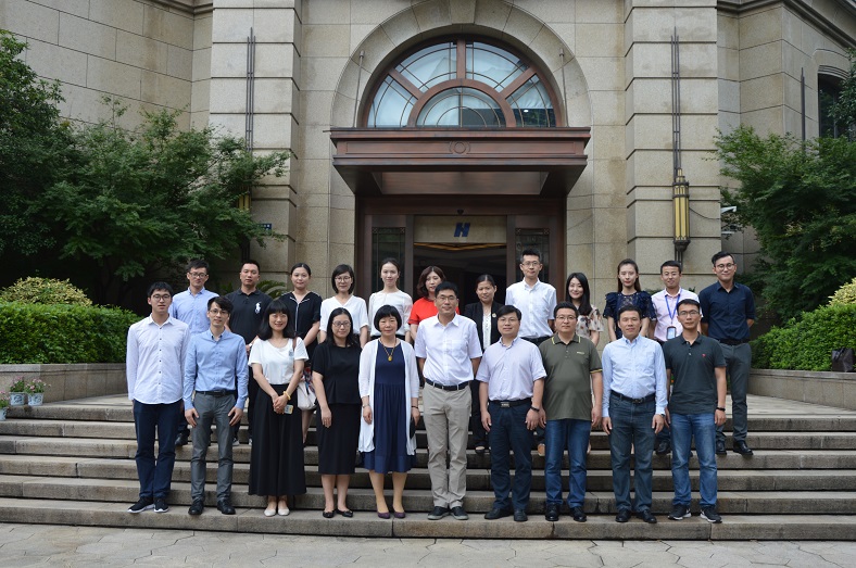 1531211579388345.jpg 1531211579388345.jpg