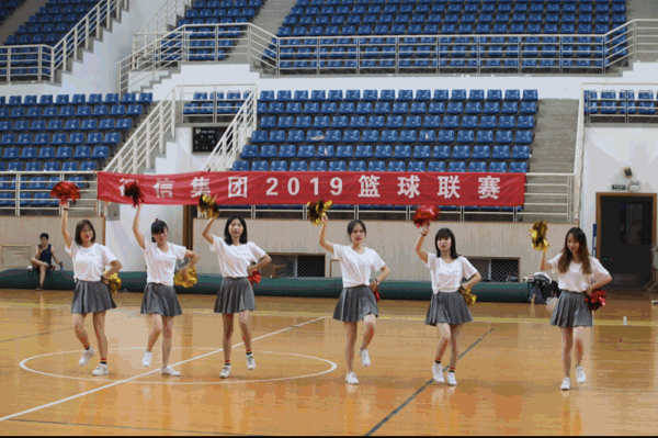 1574847769879280.gif 2.gif