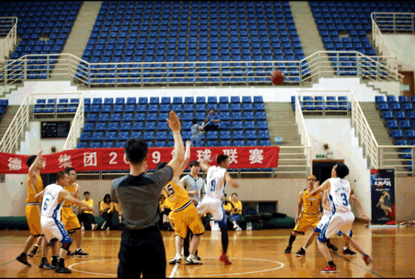 1566726726385669.gif 4.gif